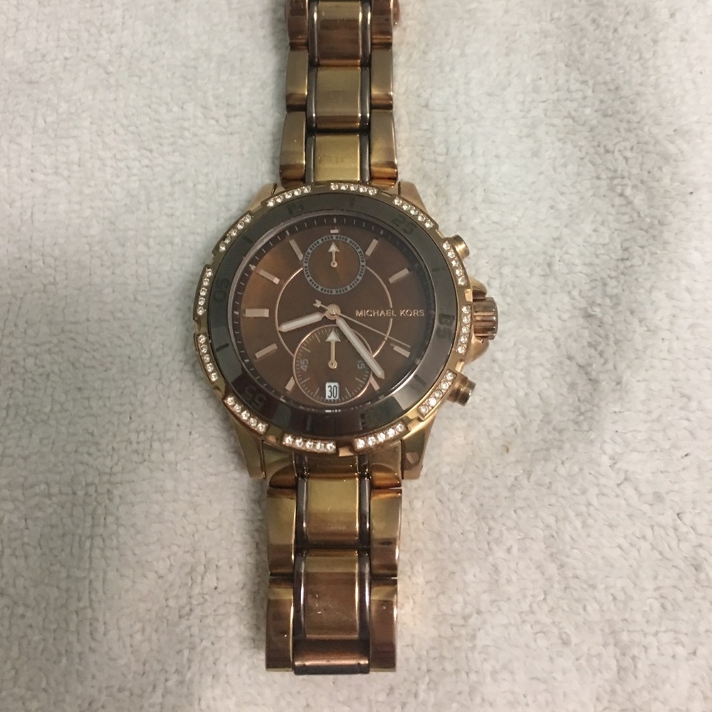 Michael Korres watch